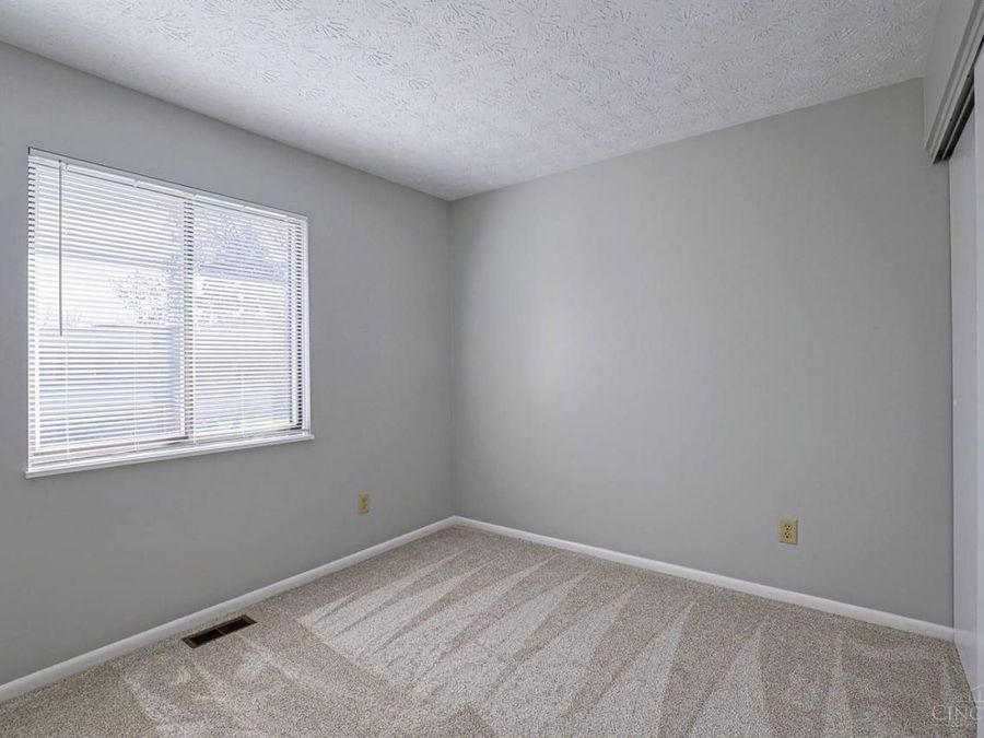 18 Oakwood Court, Springdale, OH 45246 Photo 33