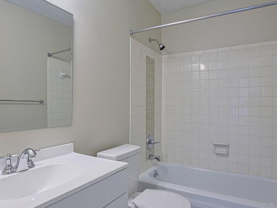 18 Oakwood Court, Springdale, OH 45246 Photo 35