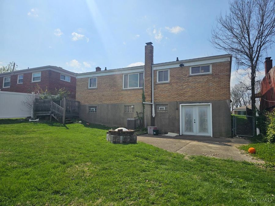 818 Woodyhill Drive, Cincinnati, OH 45238 Photo 39