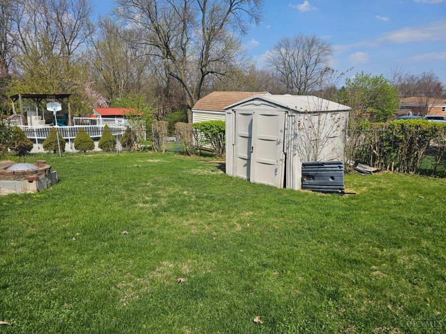 818 Woodyhill Drive, Cincinnati, OH 45238 Photo 42