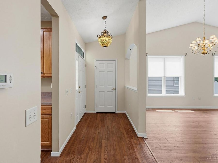 6183 Pondside Drive, Hamilton Township, OH 45039 Photo 11