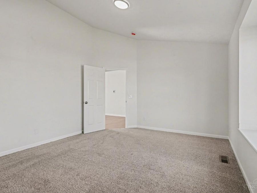 155 Keswick Drive, Monroe, OH 45050 Photo 11
