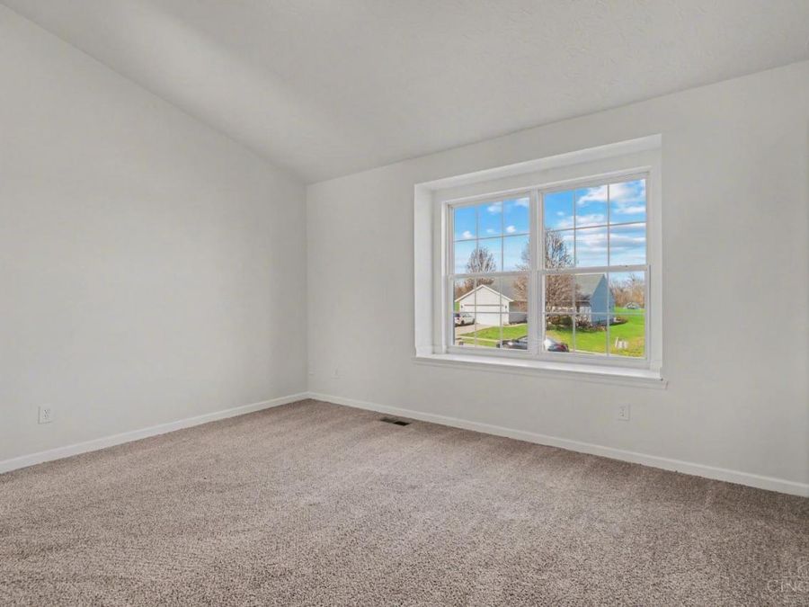 155 Keswick Drive, Monroe, OH 45050 Photo 12