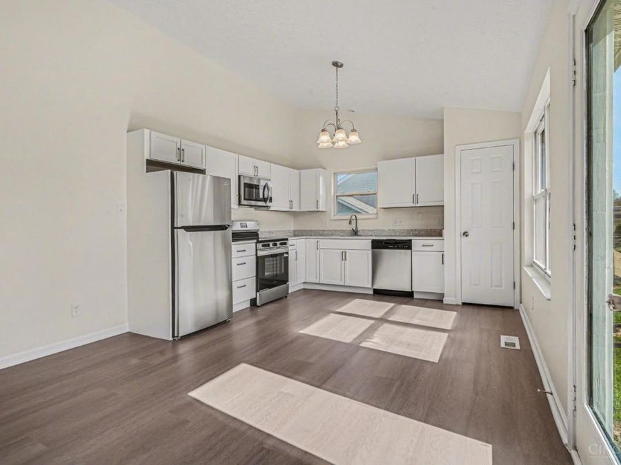 155 Keswick Drive, Monroe, OH 45050 Photo 8