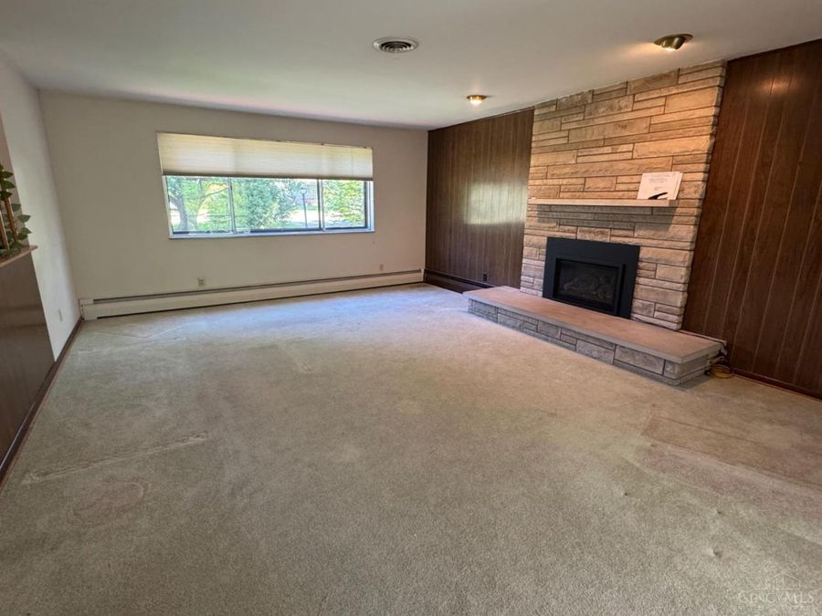 4163 Timberpoint Drive, Green Township, OH 45247 Photo 9
