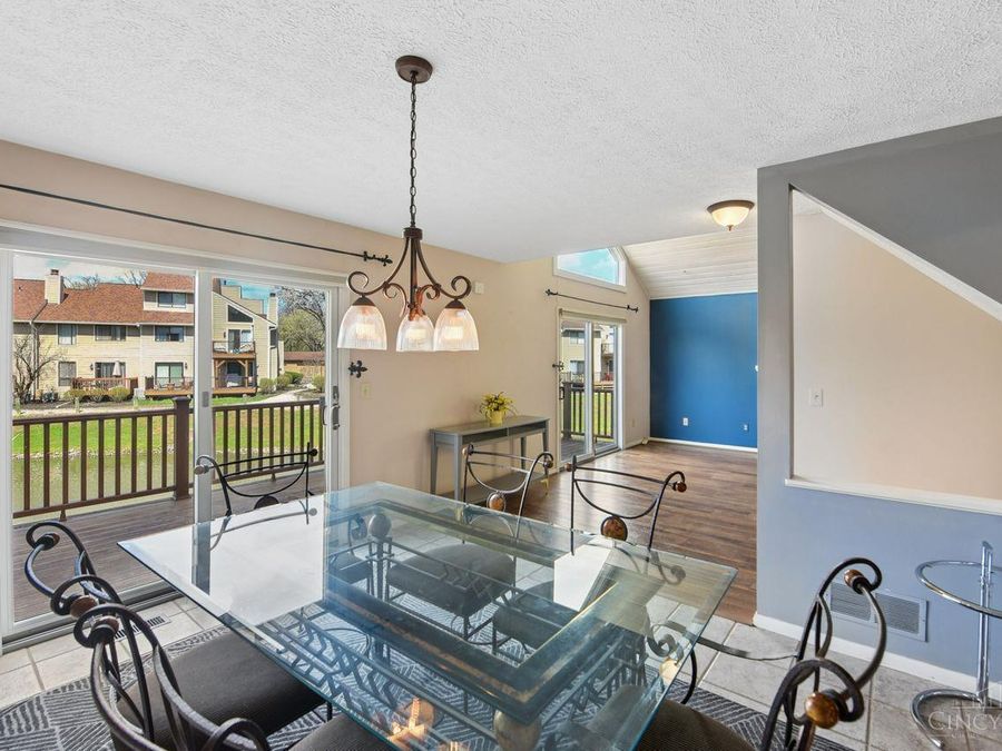 9321 Hunters Creek Drive, Unit 501, Blue Ash, OH 45242 Photo 12