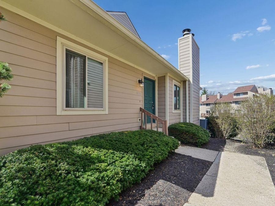 9321 Hunters Creek Drive, Unit 501, Blue Ash, OH 45242 Photo 2
