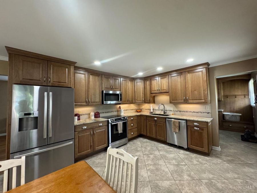 3800 Sterling Drive, Franklin Township, OH 45005 Photo 13