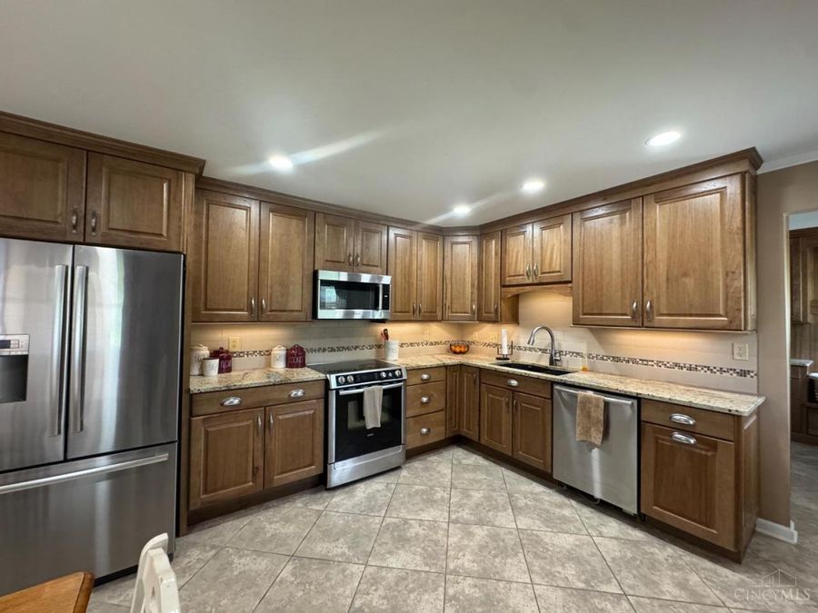 3800 Sterling Drive, Franklin Township, OH 45005 Photo 14