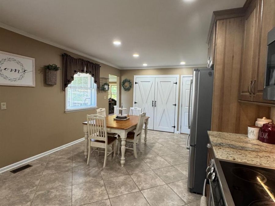 3800 Sterling Drive, Franklin Township, OH 45005 Photo 16