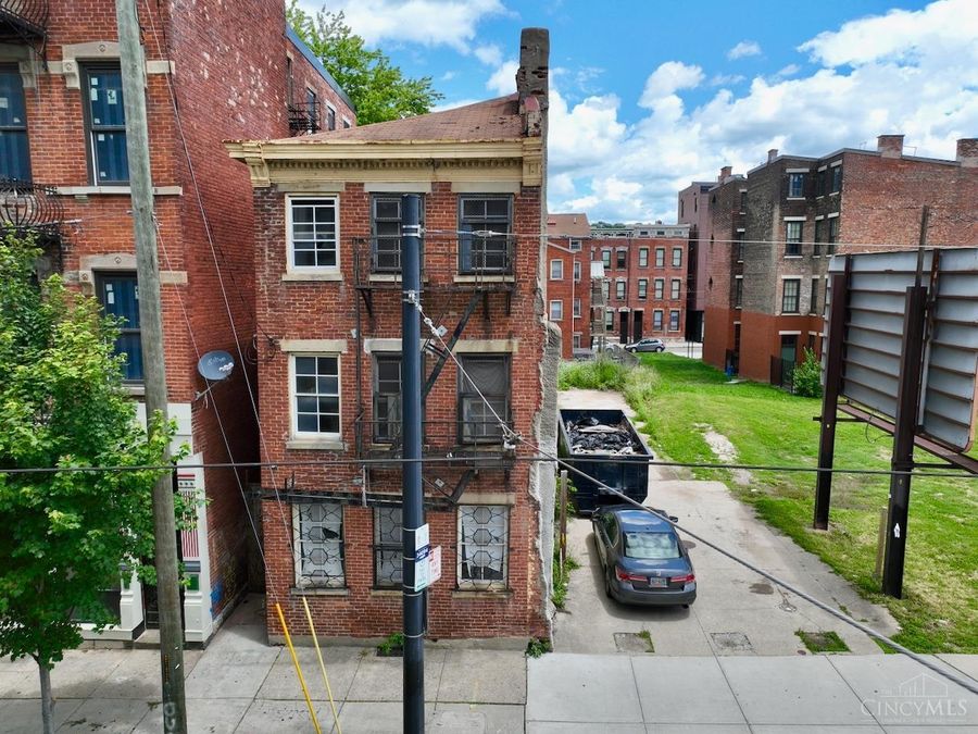 1606 Elm Street, Cincinnati, OH 45202 Photo 1