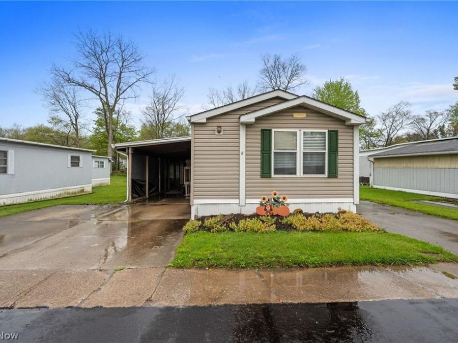 6 Laverne Lane , Chardon, OH 44024 Photo 1