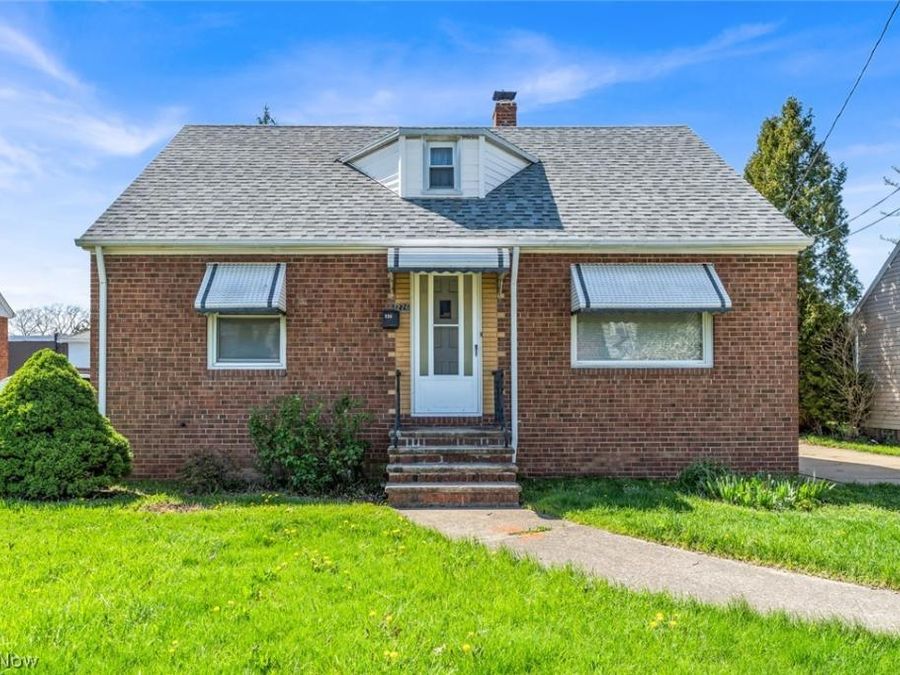 226 E 242nd Street , Euclid, OH 44123 Photo 1