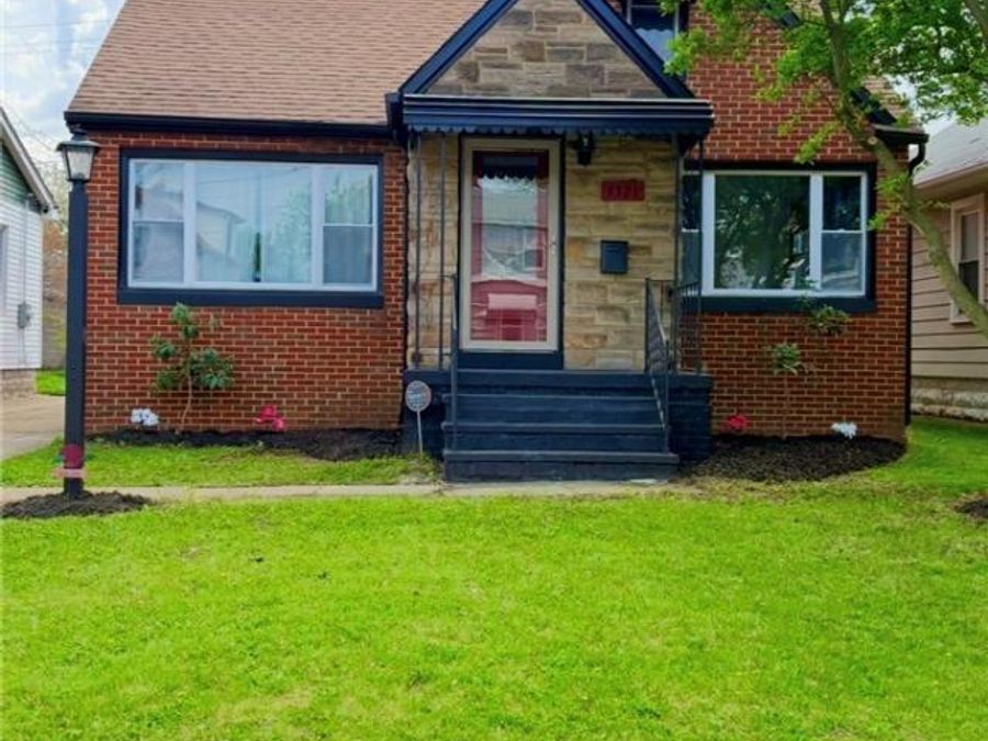 3321 Ralph Avenue , Cleveland, OH 44109 Photo 1