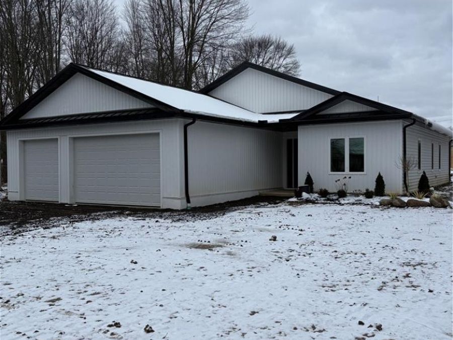 574 & 573 Thrush Drive , Roaming Shores, OH 44084 Photo 1