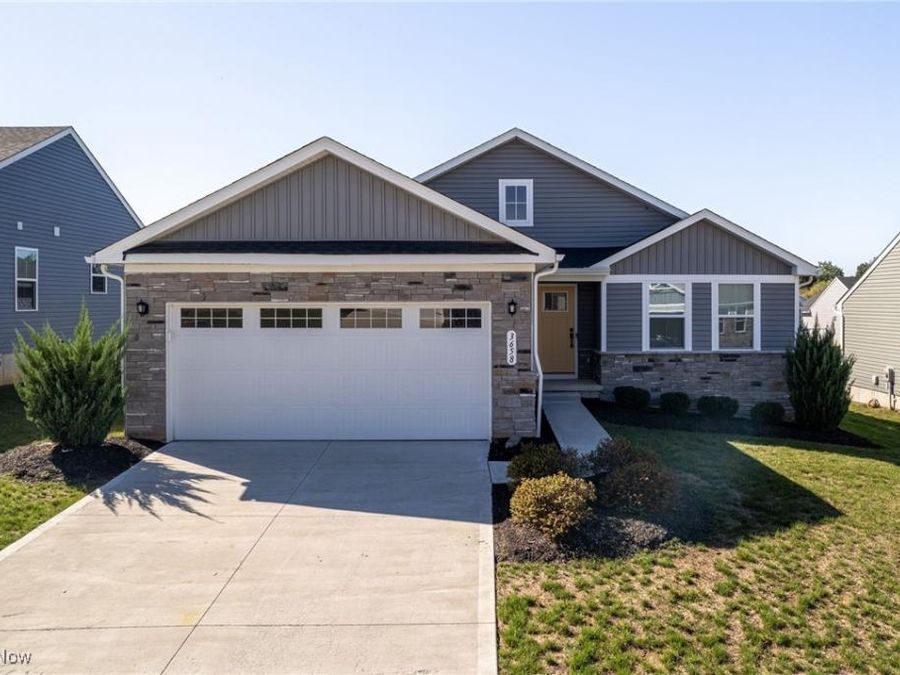 3658 knecht , Norton, OH 44203 Photo 1