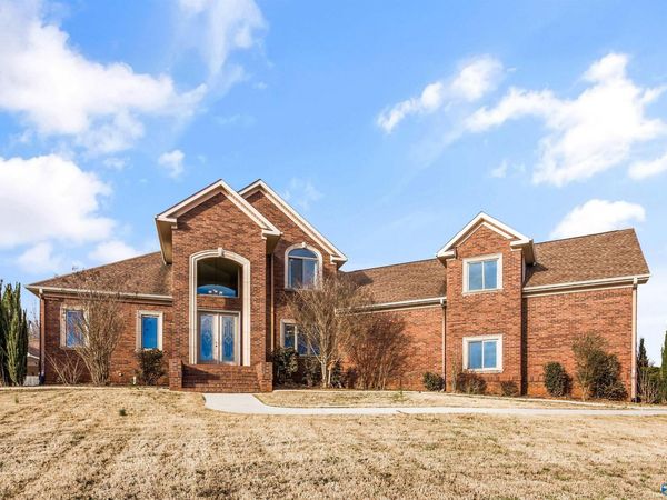 204 Timber Oak Road, Huntsville, AL 35806