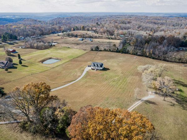 1017 Stewart Rd , Ashland City, TN 37015