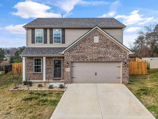 3643 Crimson Circle , Maryville, TN 37801