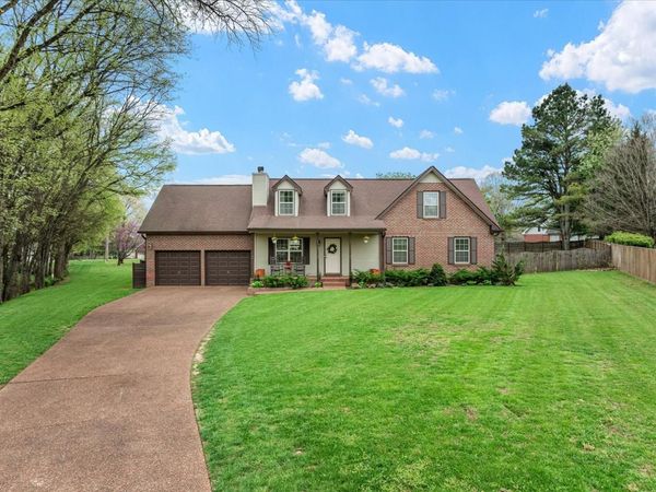 2713 Camden Ct , Thompsons Station, TN 37179