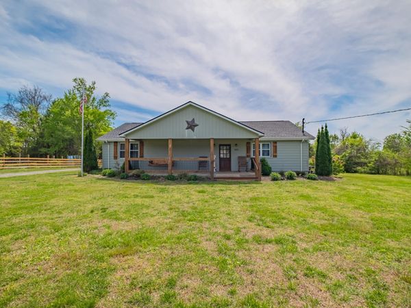 402 Hurricane Grove Rd , Shelbyville, TN 37160