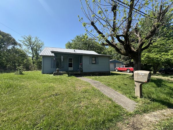 10182 Hopewell Rd , Silver Point, TN 38582