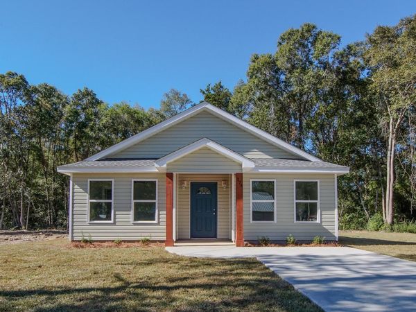 374 S 20th Street, DeFuniak Springs, FL 32435