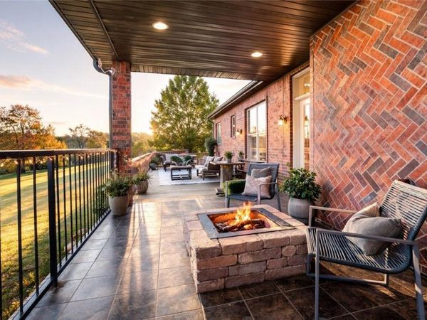 18518 Duncan Road , Fayetteville, AR 72701