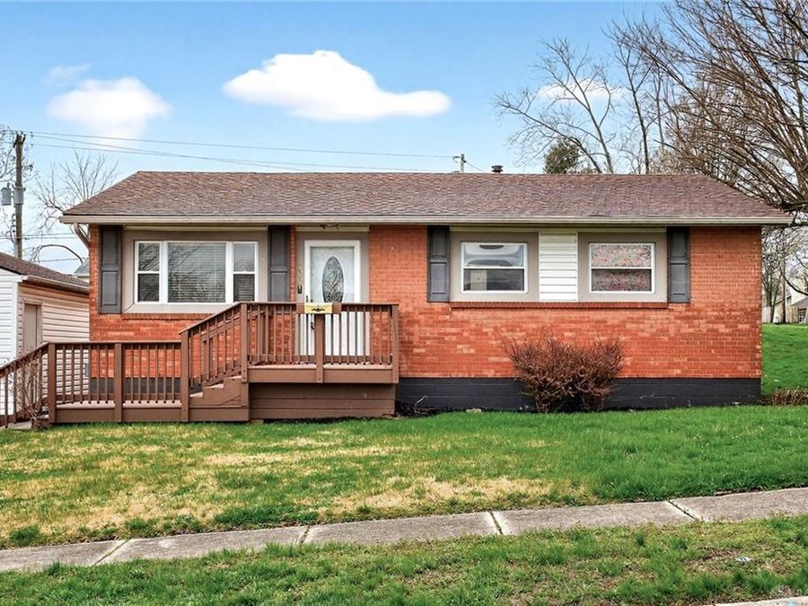 300 Randy Drive, West Carrollton, OH 45449 Photo 1