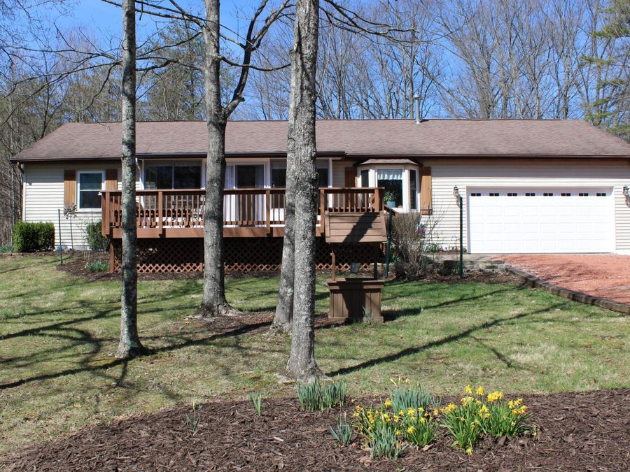 870 Iroquois Court , Unit A, Sugar Grove, OH 43155 Photo 1