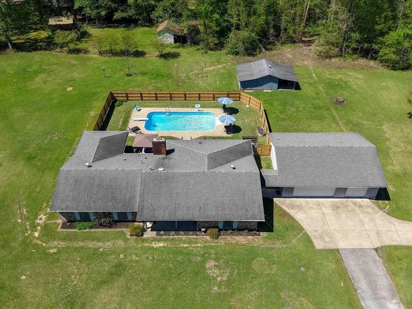 15 Dogwood Dr , Arkadelphia, AR 71923
