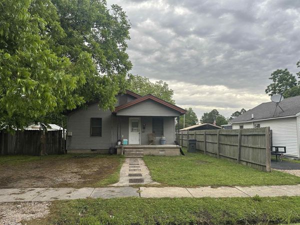 527 Mueller W , Paragould, AR 72450