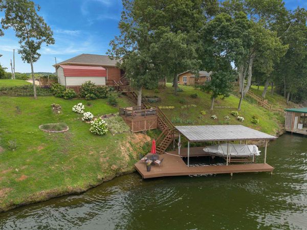910 Co Rd 91, Rogersville, AL 35652