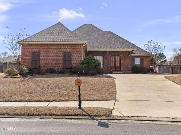 716 Huntington Cove, Madison, MS 39110