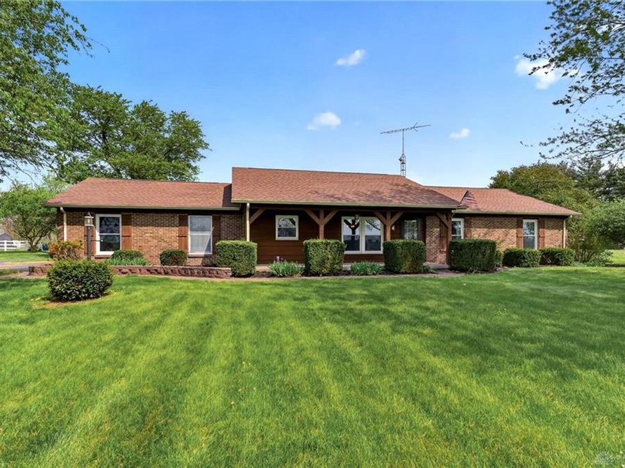 7988 McCool Road, Franklin Township, OH 45331 Photo 1