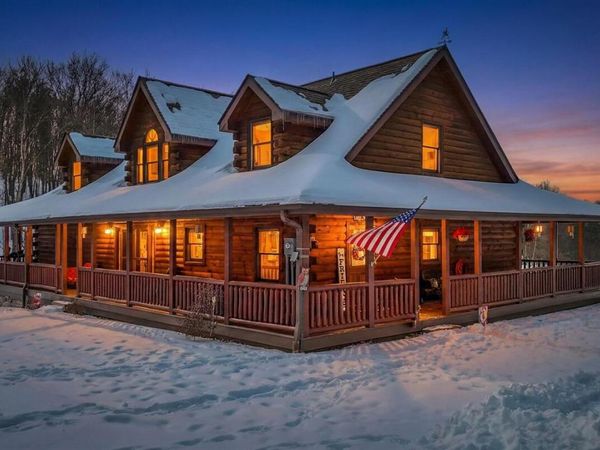 1256 Prussia Road , Waverly, OH 45690