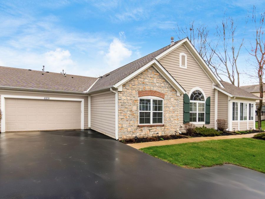 6231 Donegan Way , Unit 11, Dublin, OH 43016 Photo 1