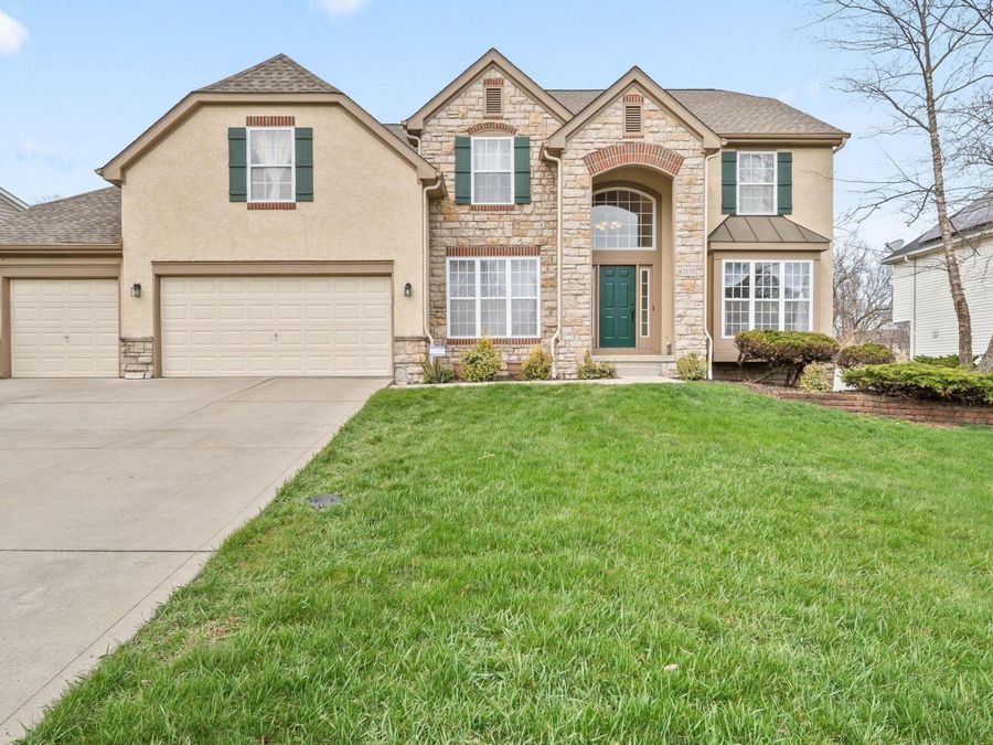 2659 Roe Drive , Lewis Center, OH 43035 Photo 1