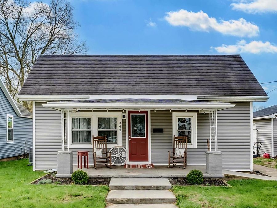 349 Barnes Avenue , Circleville, OH 43113 Photo 1