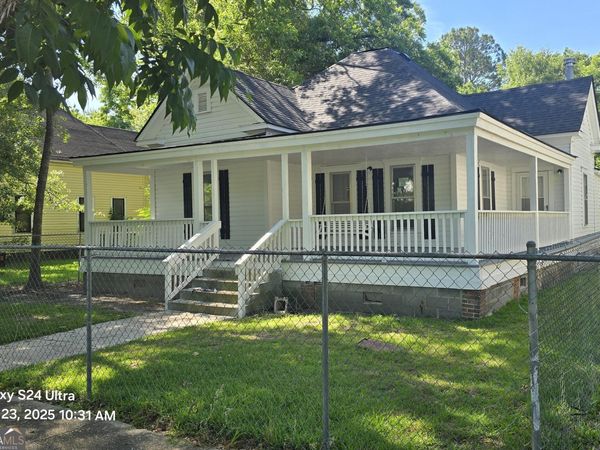 606 W Suwanee Street, Fitzgerald, GA 31750