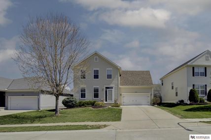 7413 N 107th Street , Omaha, NE 68122