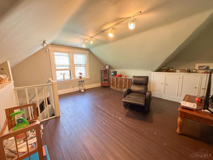 560 Terrace Avenue, Cincinnati, OH 45220 Photo 13
