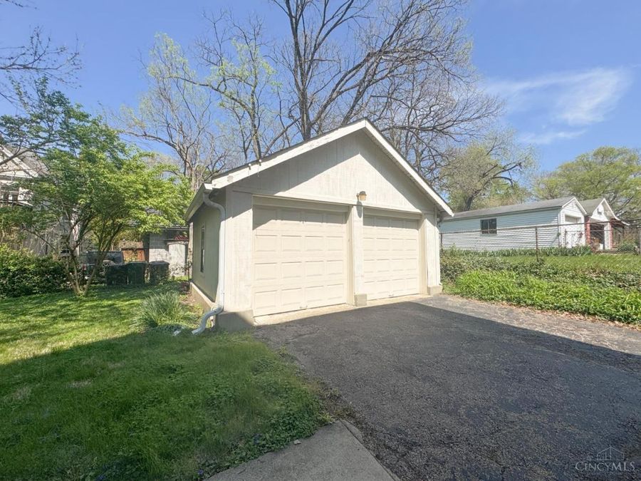 560 Terrace Avenue, Cincinnati, OH 45220 Photo 26