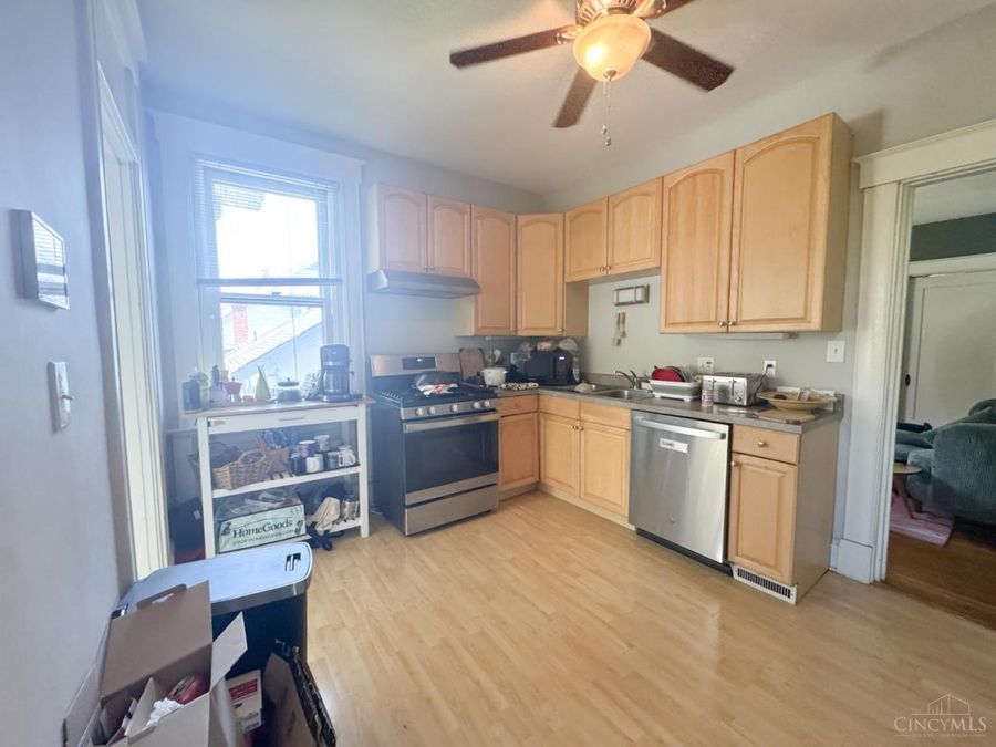 560 Terrace Avenue, Cincinnati, OH 45220 Photo 4