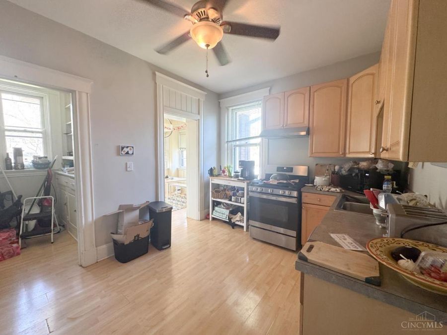 560 Terrace Avenue, Cincinnati, OH 45220 Photo 5