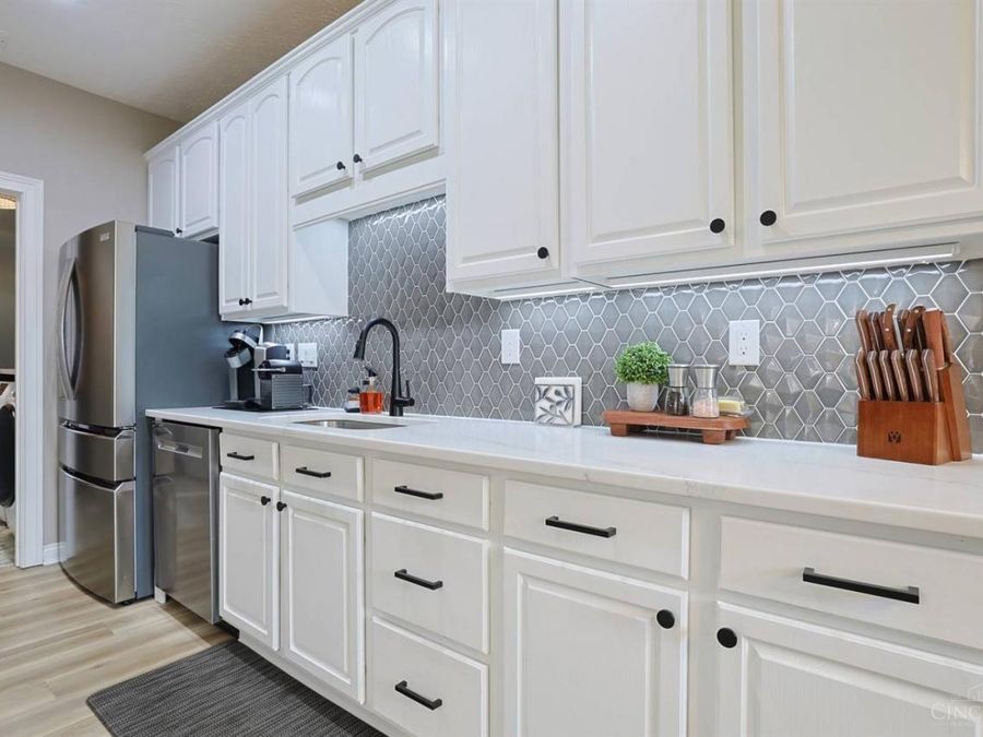 8021 Pinnacle Point Drive, Unit 104, West Chester, OH 45069 Photo 12