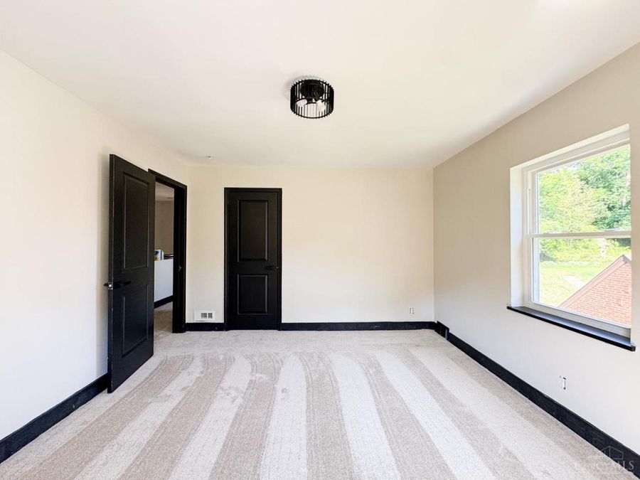 3923 Wess Park Drive, Cincinnati, OH 45217 Photo 32