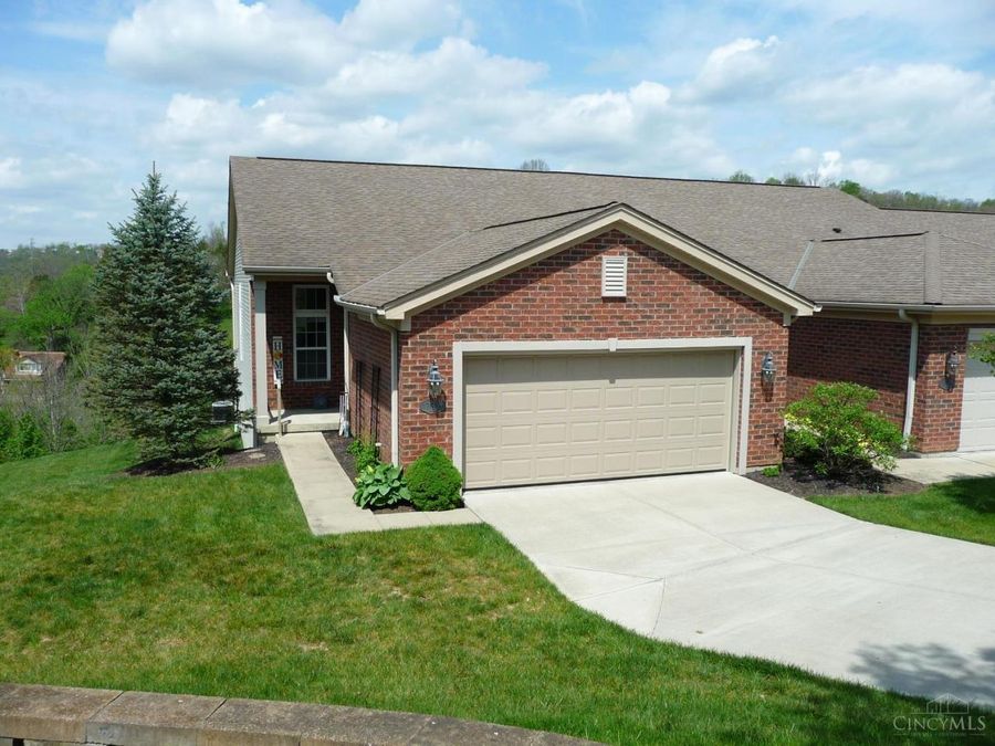 7001 Aspen Point Court, Unit 27A, Green Township, OH 45247 Photo 1