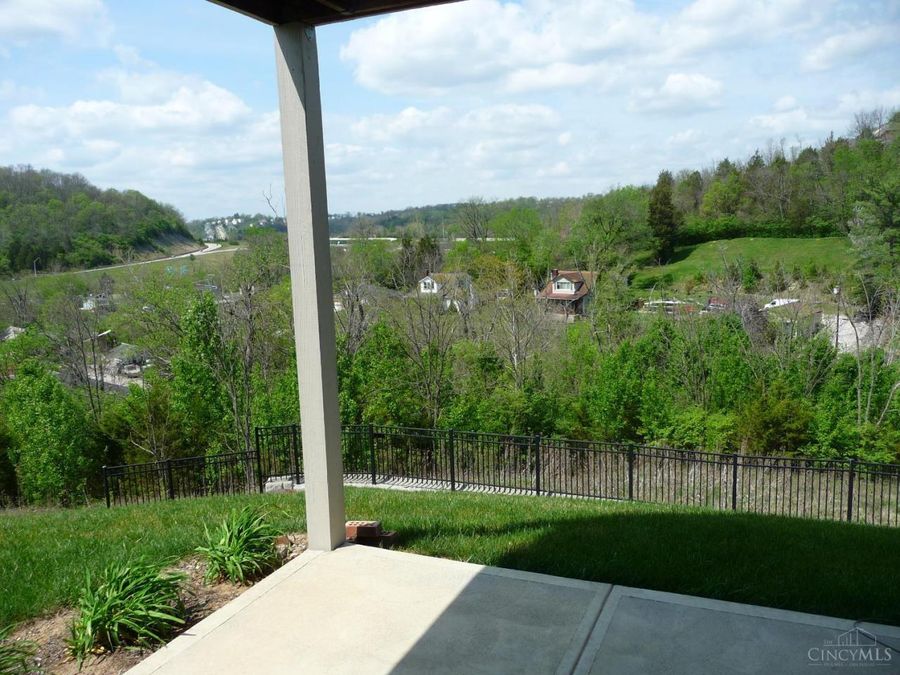 7001 Aspen Point Court, Unit 27A, Green Township, OH 45247 Photo 28