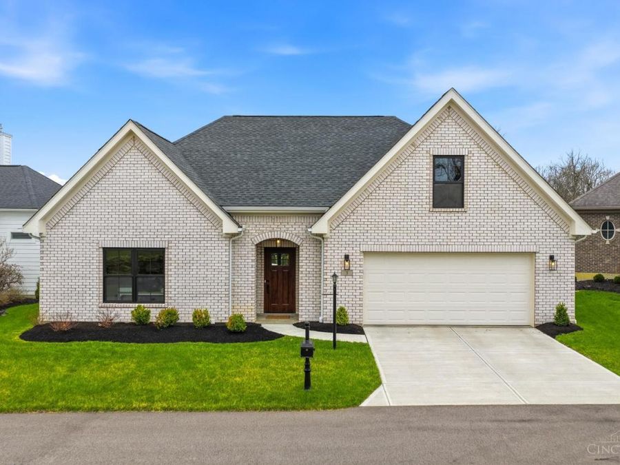 3 Rogan Drive, Glendale, OH 45246 Photo 1